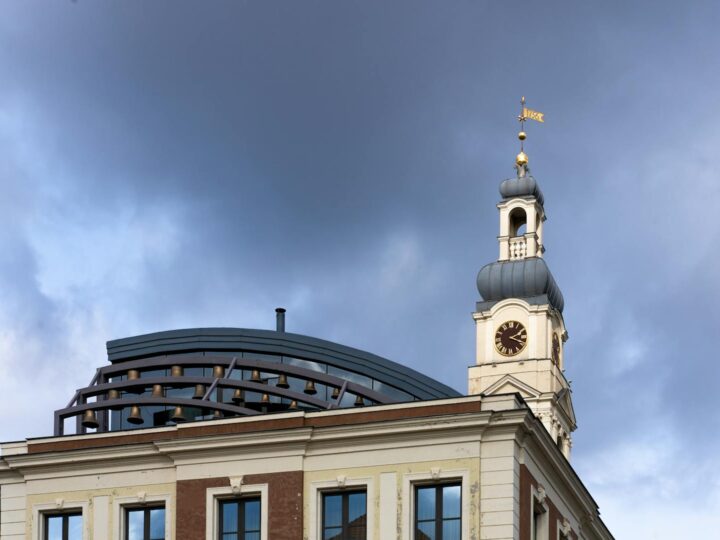 Laima Clock